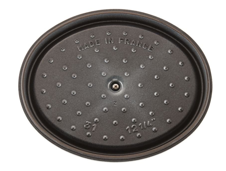 Staub 5.75 Qt. Oval Coq au Vin Cocotte/Dutch Oven | White Staub 5.75 Qt. Oval Coq Au Vin Cocotte/Dutch Oven | White -STAUB Shop 1123102 white cocotte coq au vin staub