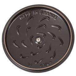 Staub 1.5 Qt. Petite French Oven | Dark Blue 4 Staub 1.5 Qt. Petite French Oven | Dark Blue -STAUB Shop 11721625 2 1