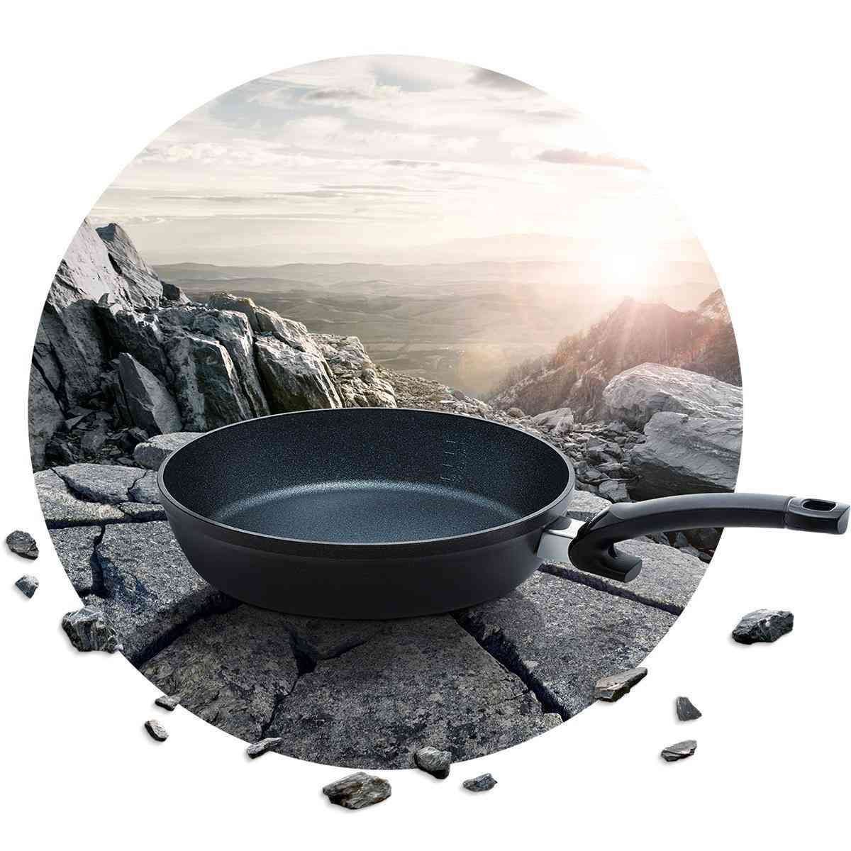 Fissler Adamant® Comfort Nonstick Frying Pan | 11" Fissler Adamant® Comfort Nonstick Frying Pan | 11" -STAUB Shop 11frypan2