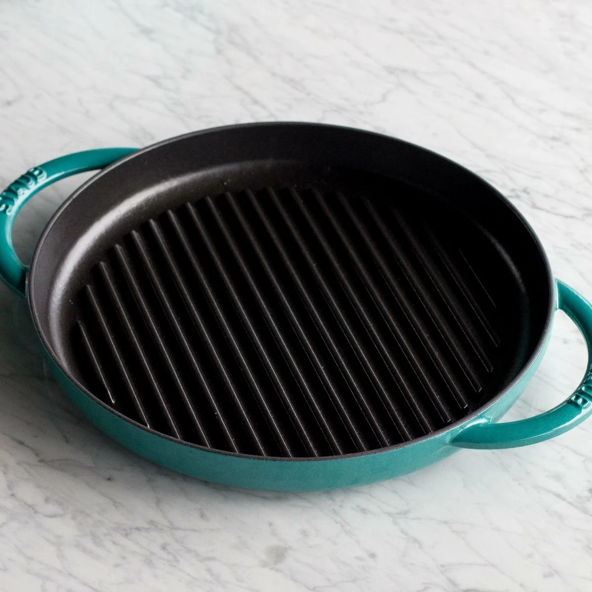 Staub 10" Cast Iron Pure Grill Pan | Turquoise - Image 4