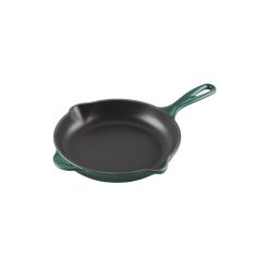 Le Creuset 9" Classic Skillet | Artichaut