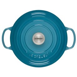 Le Creuset 5.5 Qt. Round Signature Cast Iron Dutch Oven With Stainless Steel Knob | Caribbean Blue 4 Le Creuset 5.5 Qt. Round Signature Cast Iron Dutch Oven With Stainless Steel Knob | Caribbean Blue -STAUB Shop 2617ss c