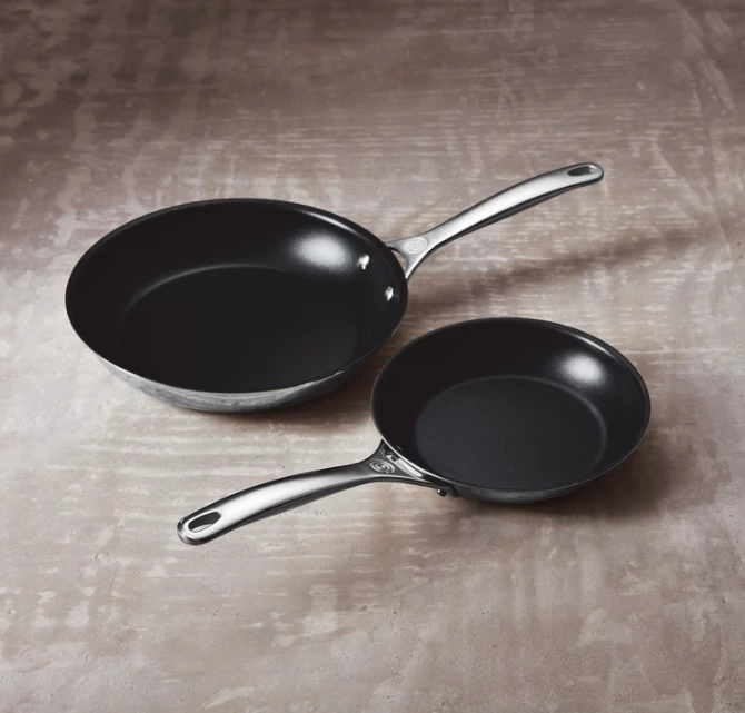 Le Creuset 2-Piece Nonstick Stainless Steel Fry Pan Set (8" & 10") - Image 2