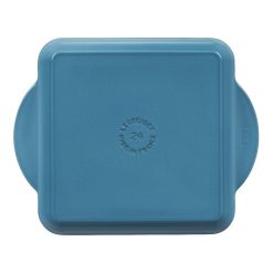 Le Creuset 9.5" Square Signature Enameled Cast Iron Griddle Pan | Caribbean Blue 5 Le Creuset 9.5" Square Signature Enameled Cast Iron Griddle Pan | Caribbean Blue -STAUB Shop cargriddle4