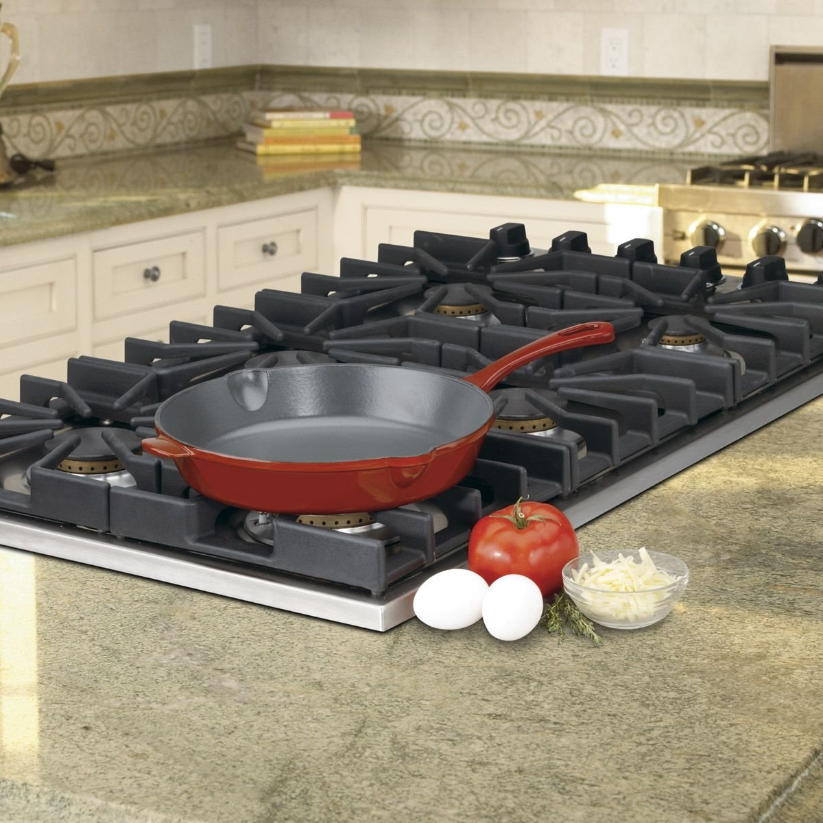 Cuisinart Cast Iron Fry Pan/Skillet Cuisinart Cast Iron Fry Pan/Skillet -STAUB Shop ci2224cr ff hero