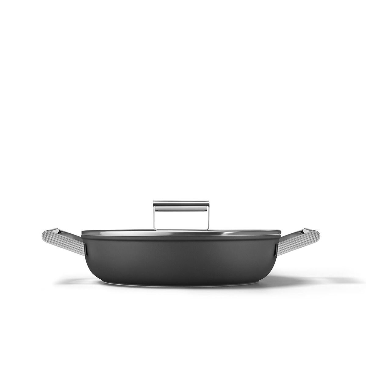 SMEG 4 Qt. Nonstick Deep Pan with Lid | Black SMEG 4 Qt. Nonstick Deep Pan With Lid | Black -STAUB Shop ckfd2811blm