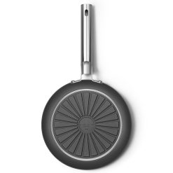 SMEG 10" Nonstick Fry Pan | Black -STAUB Shop ckff2601blm 6