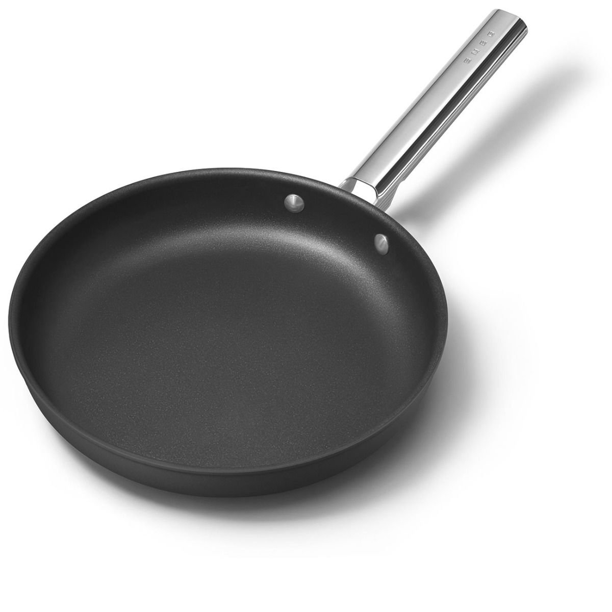 SMEG 11" Nonstick Fry Pan | Black SMEG 11" Nonstick Fry Pan | Black -STAUB Shop ckff2801blm 2