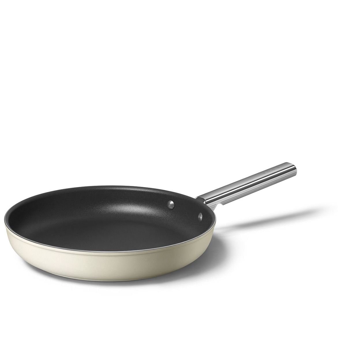 SMEG 12" Nonstick Fry Pan | Cream 5 SMEG 12" Nonstick Fry Pan | Cream - Image 3