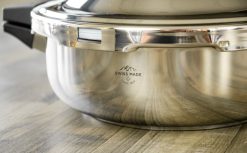 Kuhn Rikon Family Style Pressure Cooker 5 Quart Braiser -STAUB Shop dscf0978