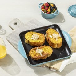 Le Creuset 9.5" Square Signature Enameled Cast Iron Grill Pan | Caribbean Blue -STAUB Shop l2127 2417 d 1