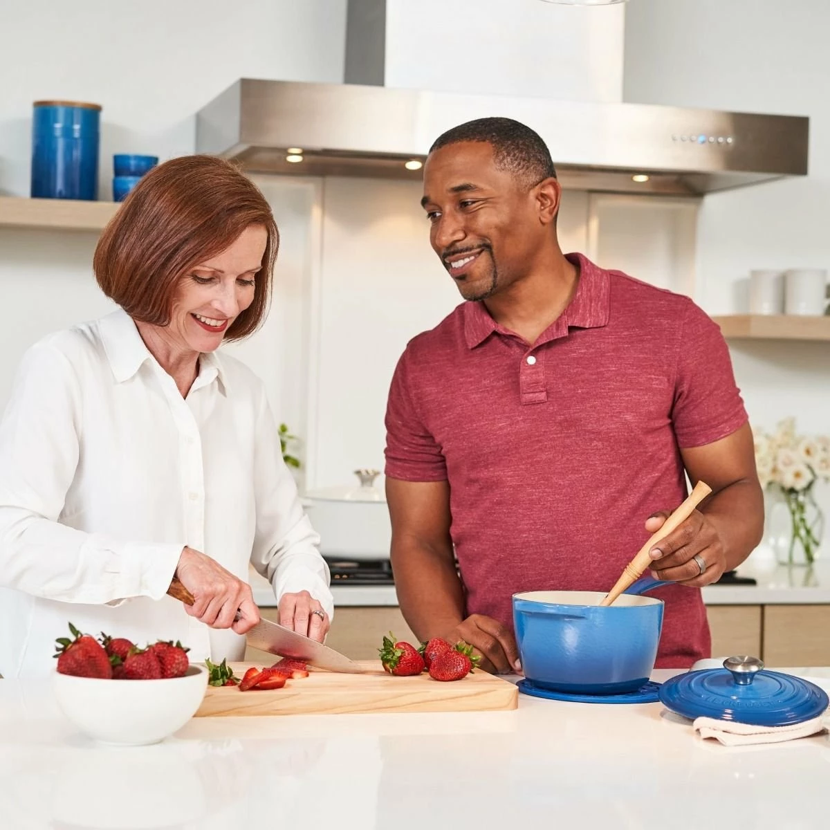 Le Creuset 2.25 Qt. Signature Enameled Cast Iron Saucepan With Stainless Steel Knob | Marseille Blue - Image 2