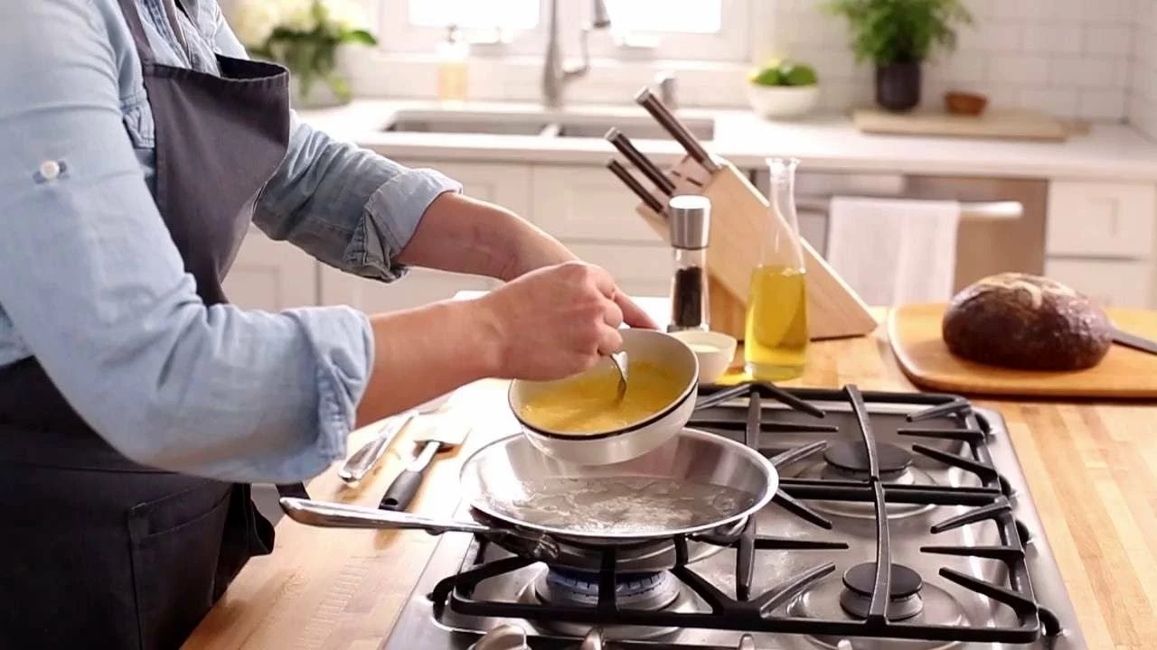 All-Clad Copper Core 5-Ply Bonded Stainless Steel Fry Pan | 8" - Image 9