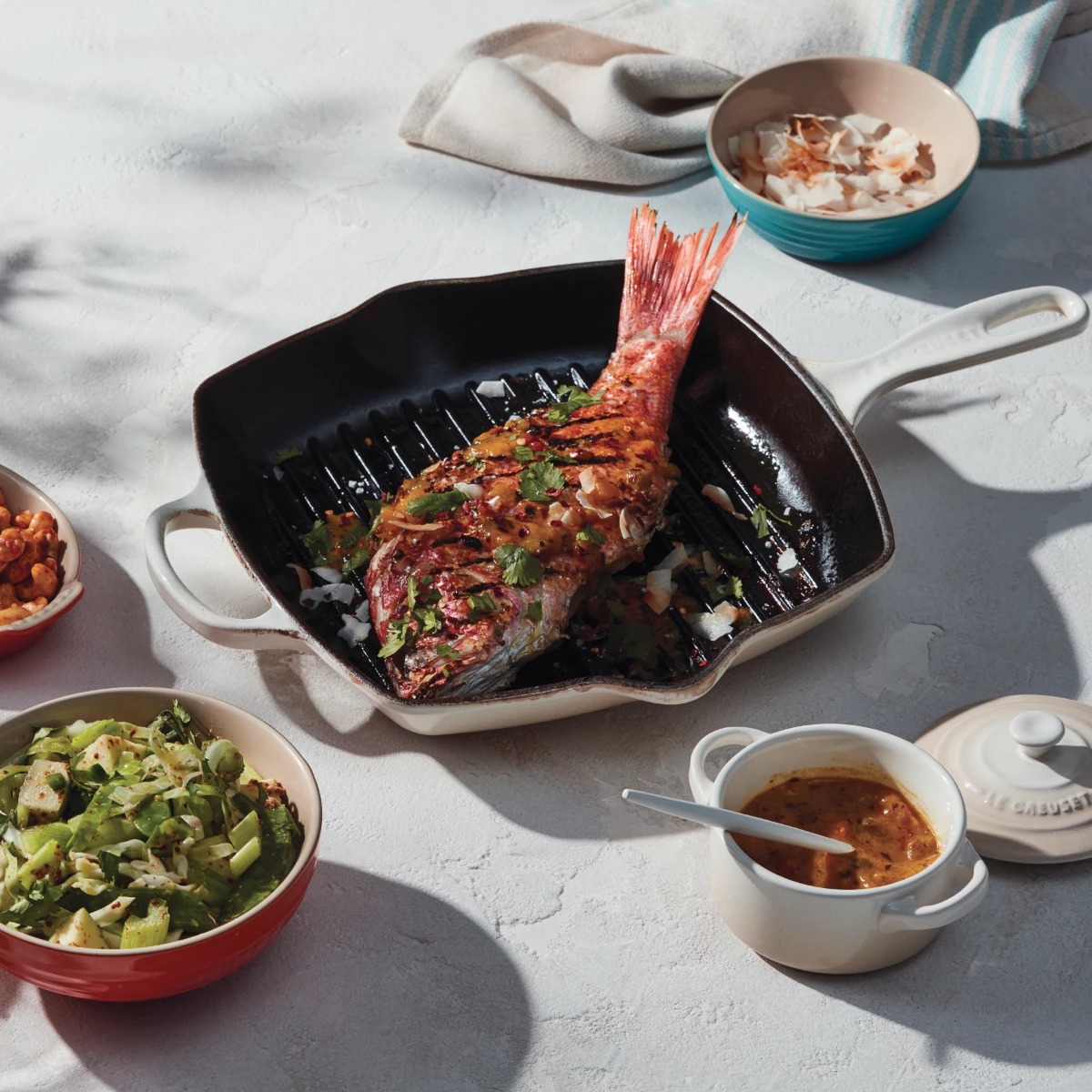 Le Creuset 10.25" Square Signature Cast Iron Grill Skillet | Meringue White - Image 2