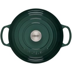 Le Creuset 4.5 Qt. Round Signature Dutch Oven With Stainless Steel Knob | Artichaut 4 Le Creuset 4.5 Qt. Round Signature Dutch Oven With Stainless Steel Knob | Artichaut -STAUB Shop rs11441 ls2501 24795ss 3