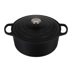 Le Creuset 7.25 Qt. Round Signature Dutch Oven With Stainless Steel Knob | Licorice