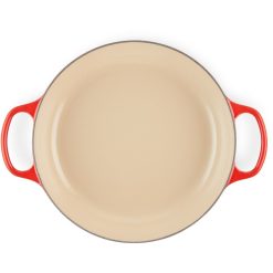 Le Creuset 3.5 Qt. Signature Enameled Cast Iron Braiser With Stainless Steel Knob | Cerise/Cherry Red 14 Le Creuset 3.5 Qt. Signature Enameled Cast Iron Braiser With Stainless Steel Knob | Cerise/Cherry Red -STAUB Shop rs11982 lc 20191015 fr ps 00016