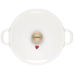 Le Creuset L'Amour 2.75 Qt. Enameled Cast Iron Soup Pot With Gold Knob & Heart Applique | White 4 Le Creuset L'Amour 2.75 Qt. Enameled Cast Iron Soup Pot With Gold Knob & Heart Applique | White -STAUB Shop rs13474 l2574 2216hlg 3