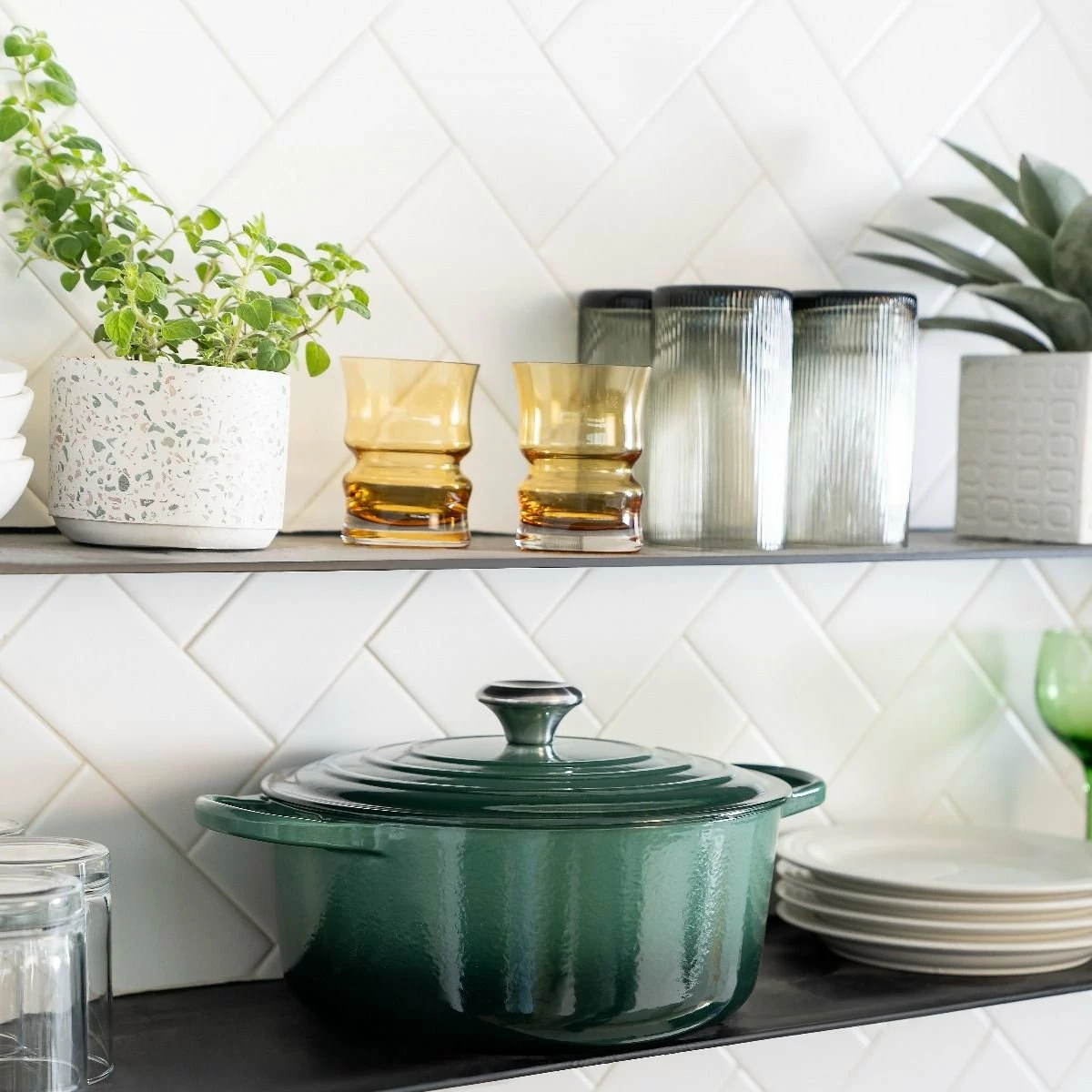 Le Creuset 5.5 Qt. Round Signature Dutch Oven With Stainless Steel Knob | Artichaut - Image 5