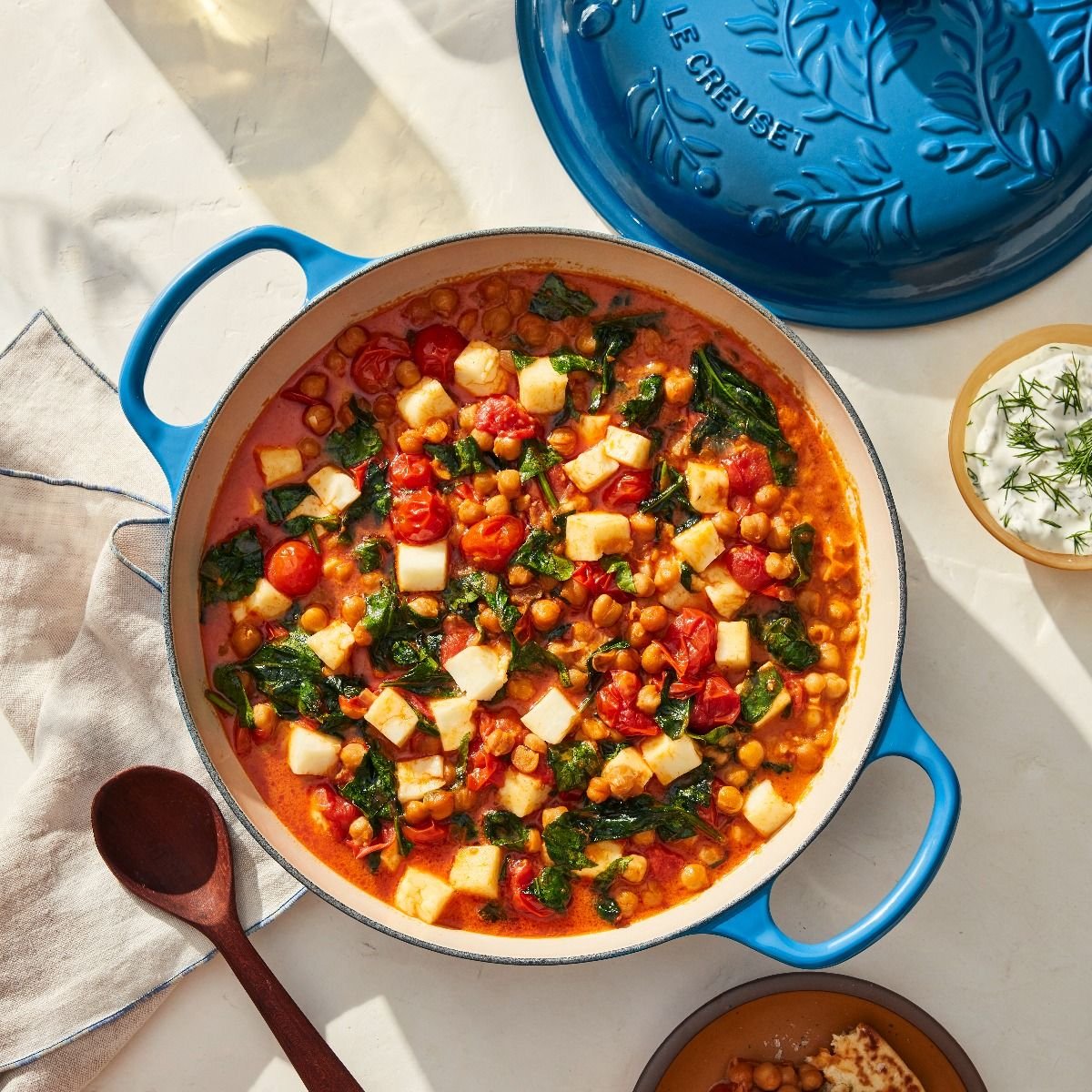 Le Creuset Olive Branch Collection 3.5 Qt. Signature Braiser | Marseille Le Creuset Olive Branch Collection 3.5 Qt. Signature Braiser | Marseille -STAUB Shop rs16889 220511 lecreuset olivebranchbraiser recipecardret