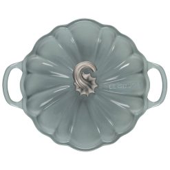 Le Creuset 4 Qt. Pumpkin Cocotte | Sea Salt 11 Le Creuset 4 Qt. Pumpkin Cocotte | Sea Salt -STAUB Shop rs17279 pumpkin1 3