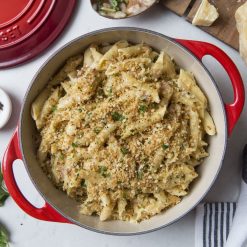 Le Creuset 2.75 Qt. Shallow Round Dutch Oven | Cerise 8 Le Creuset 2.75 Qt. Shallow Round Dutch Oven | Cerise -STAUB Shop rs6569 bis5