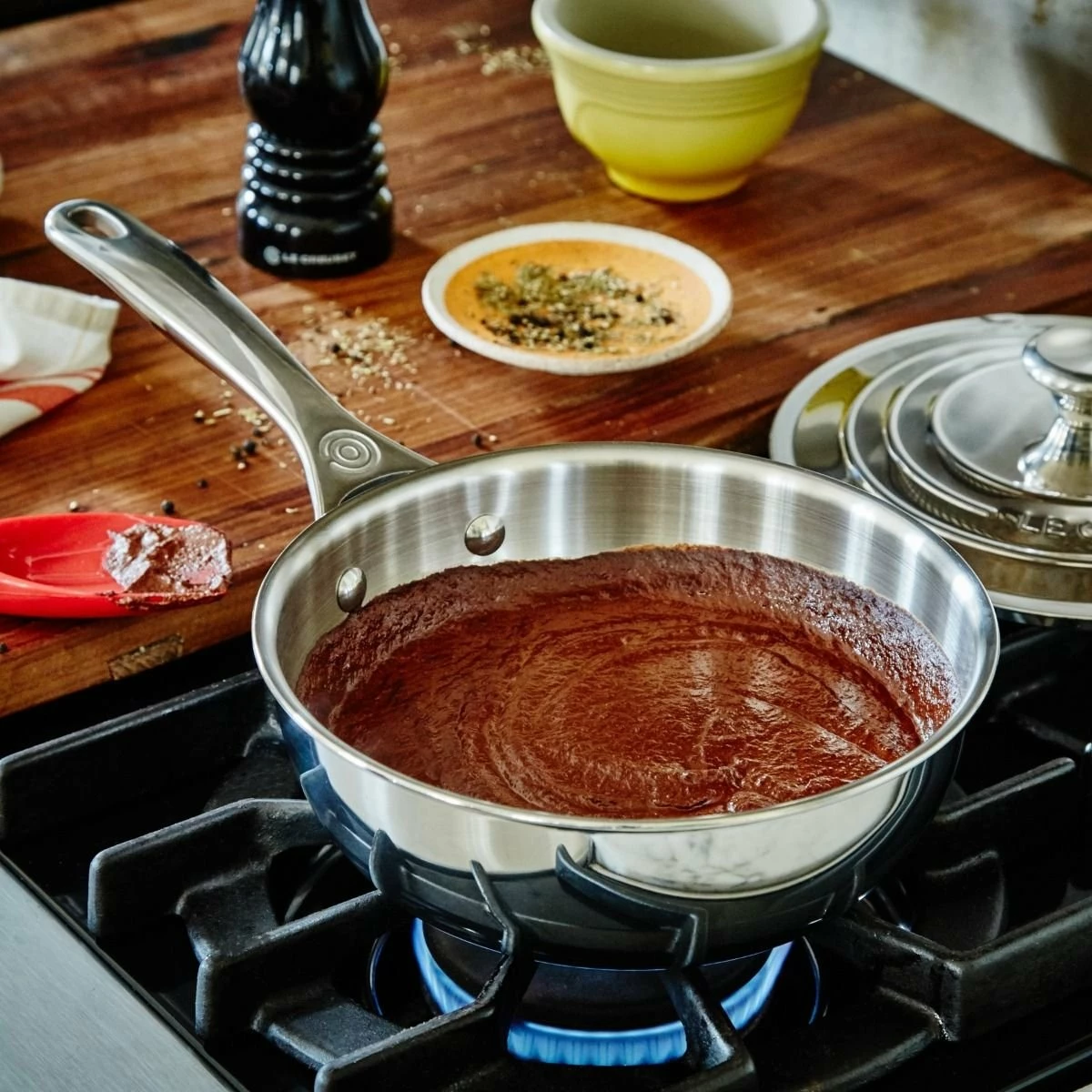 Le Creuset 2 Qt. Stainless Steel Saucier Pan With Lid - Image 3