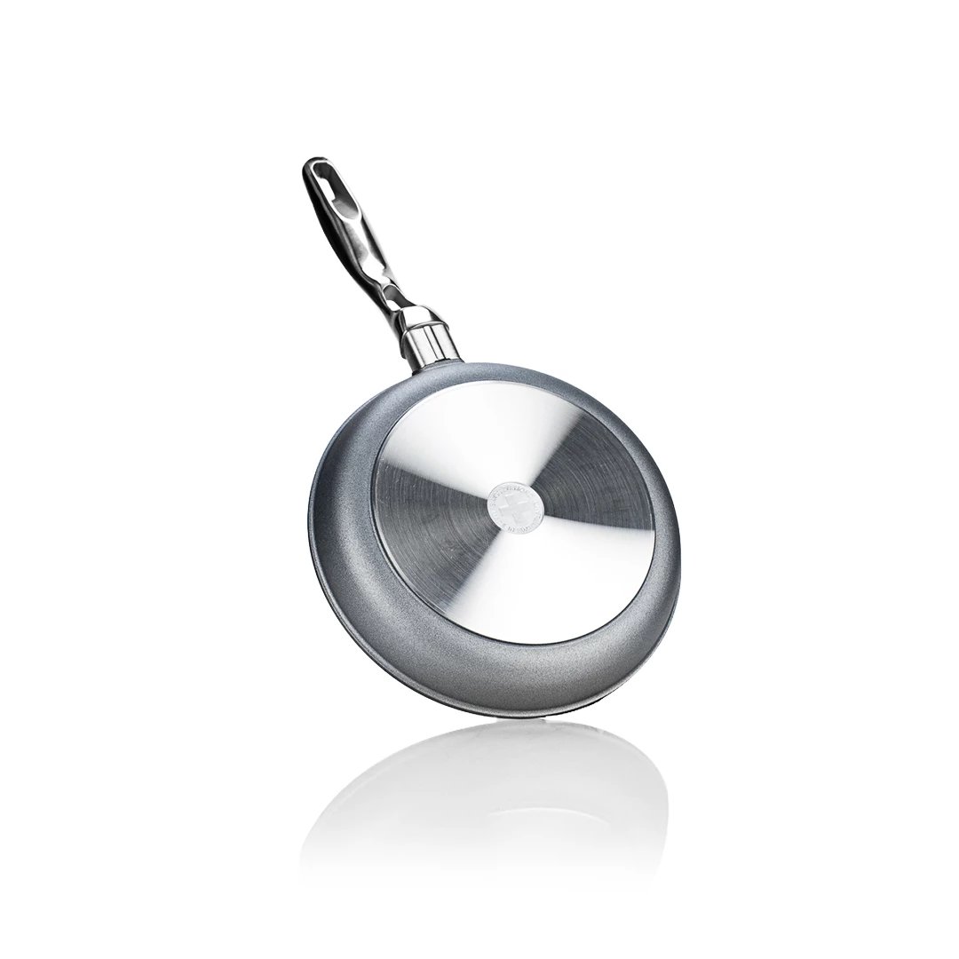 Swiss Diamond | HD Fry Pan With Stainless Steel Handle - 9.5" - Image 3
