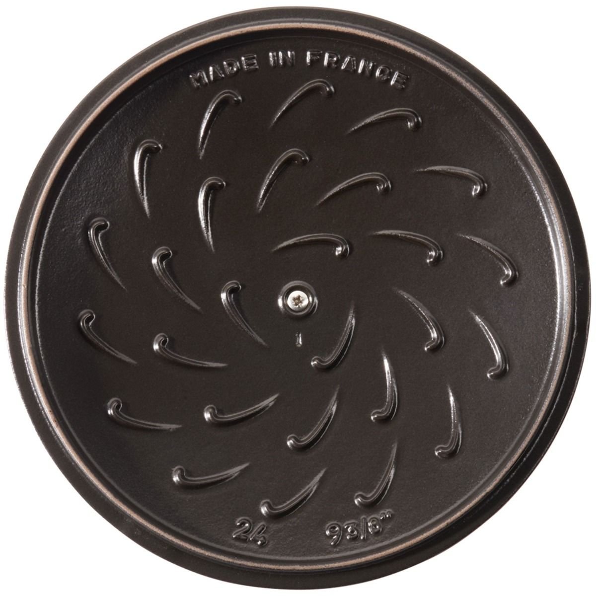 Staub 3.75 Qt. Essential French Oven | Grenadine 7 Staub 3.75 Qt. Essential French Oven | Grenadine - Image 5