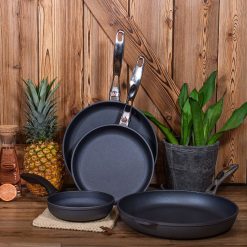 Swiss Diamond | HD Fry Pan With Stainless Steel Handle - 9.5" -STAUB Shop swiss diamond lifestyles square 0001 swiss diamond lifestyles 2022 3294 2