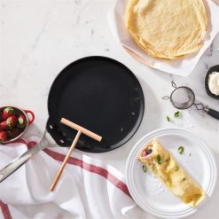 Le Creuset 11" Crepe Pan With Rateau | Toughened Nonstick Pro -STAUB Shop tnsp2100 28f