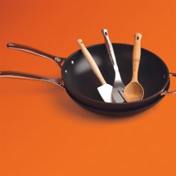 Le Creuset 12" Stir Fry Pan | Toughened Nonstick Pro 8 Le Creuset 12" Stir Fry Pan | Toughened Nonstick Pro -STAUB Shop tnsp5000 30g