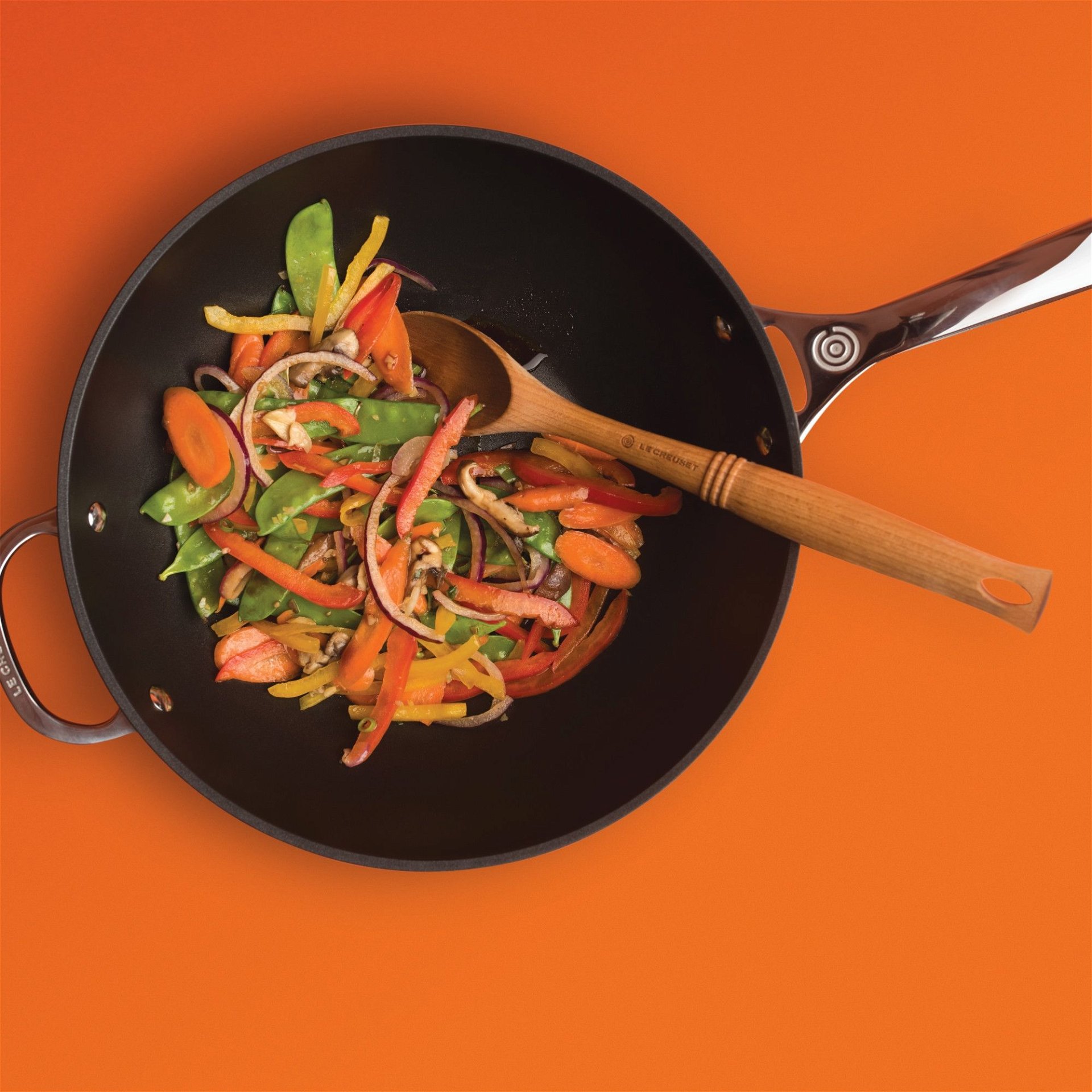 Le Creuset 12" Stir Fry Pan | Toughened Nonstick Pro Le Creuset 12" Stir Fry Pan | Toughened Nonstick Pro -STAUB Shop tnsp5000 30i