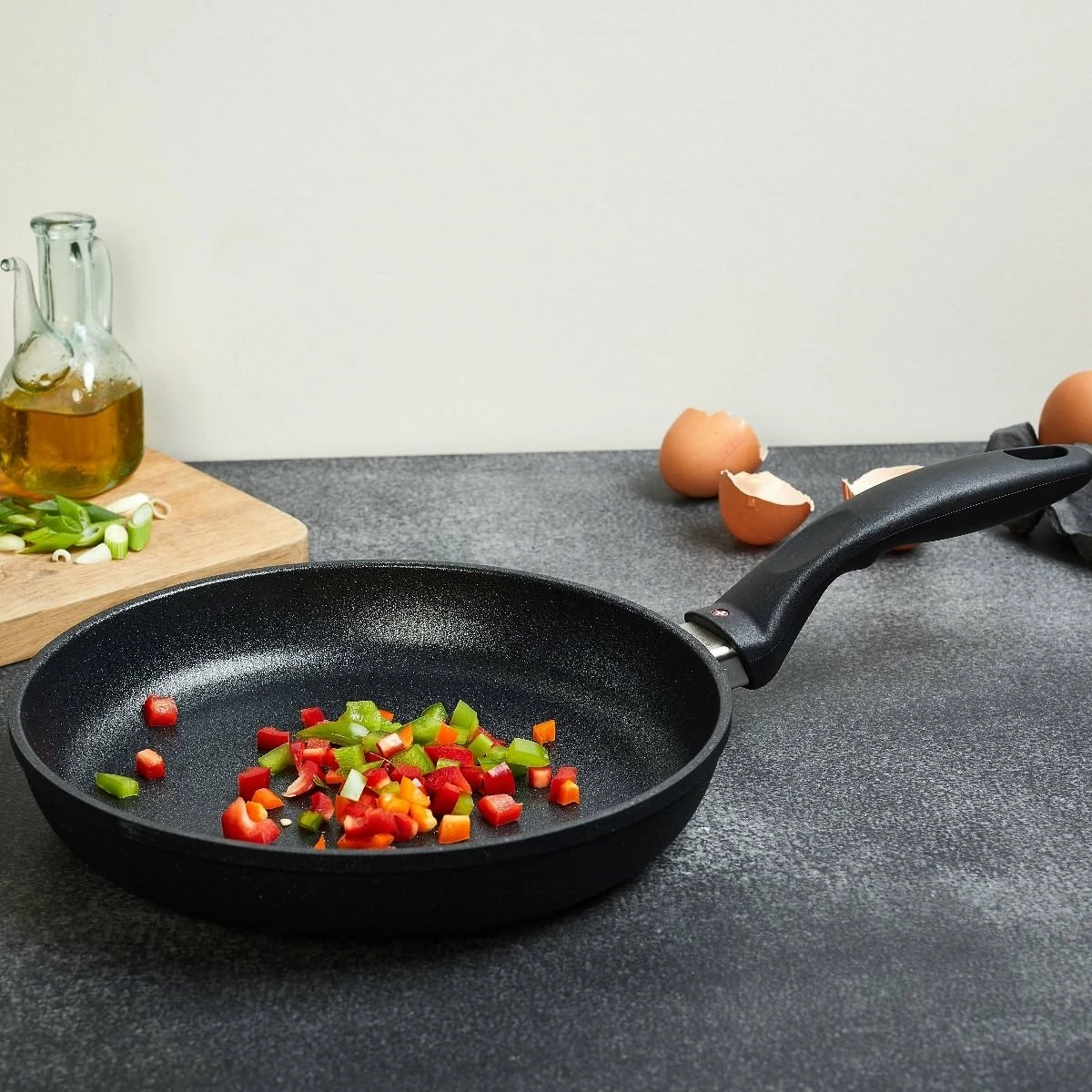 Swiss Diamond | XD Fry Pan With Lid - 8" - Image 4