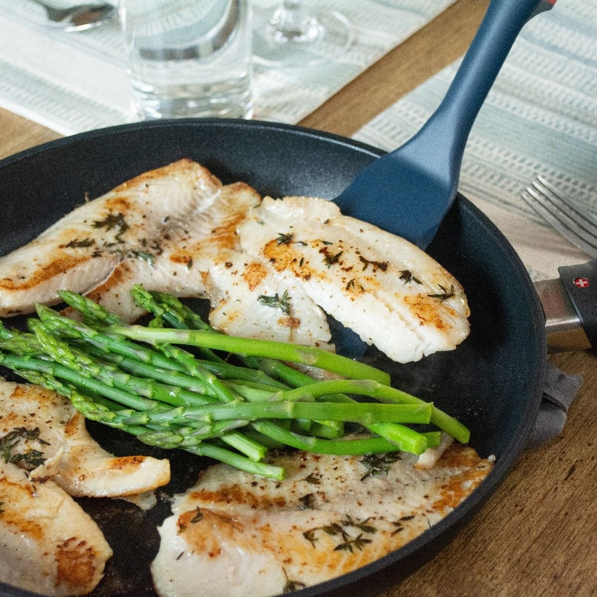 Swiss Diamond | XD Fry Pan - 11" Swiss Diamond | XD Fry Pan - 11" -STAUB Shop